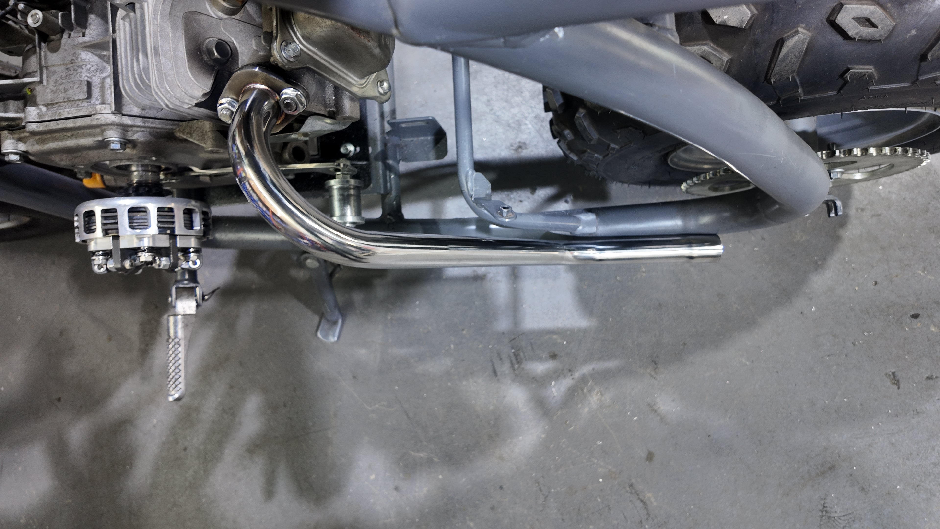 Exhaust Pipe with Muffler Fit for Predator 212cc 196cc  Honda GX200/GX160 Coleman CT200U-EX for Baja MB165, MB200