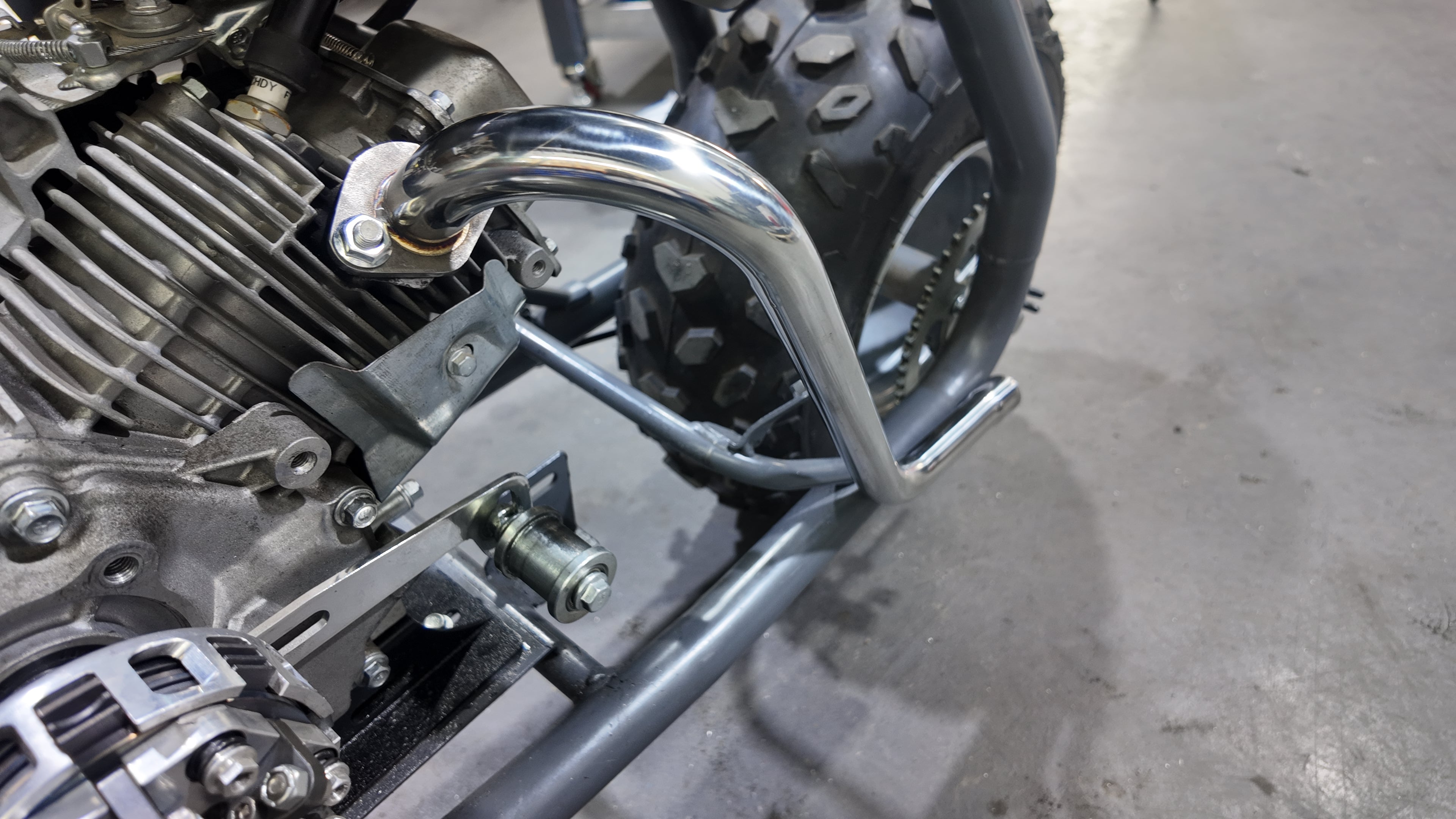 Exhaust Pipe with Muffler Fit for Predator 212cc 196cc  Honda GX200/GX160 Coleman CT200U-EX for Baja MB165, MB200